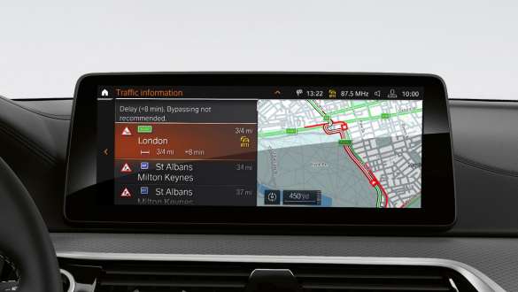 BMW 5. seeria Sedaan G30, BMW Maps BMW 5. seeria Sedaan G30 Facelift 2020 salong, juhikoht, BMW Maps