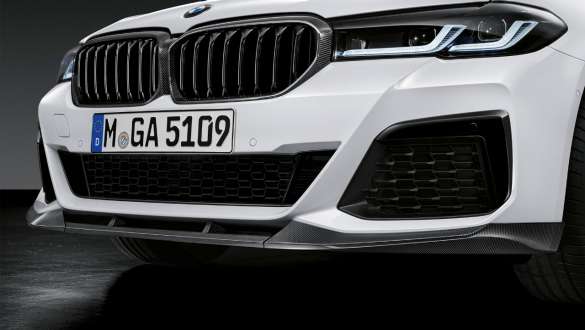 BMW 5. seeria Sedaan G30, M Performance‘i süsinikkiust eesmine jaotur BMW 5. seeria Sedaan G30, M Performance‘i süsinikkiust eesmine jaotur