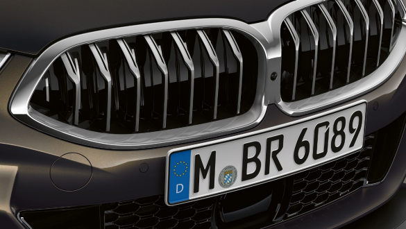 BMW M850i xDrive Dravit Grey metallik, eestvaade, aktiivse õhuvooluga neerukujuline iluvõre. BMW M850i xDrive Dravit Grey metallik, eestvaade, aktiivse õhuvooluga neerukujuline iluvõre.