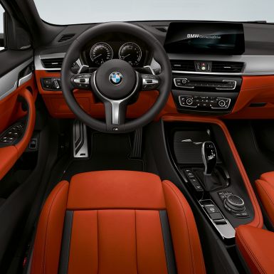 BMW X2 M35i M-nahkrool BMW X2 M35i F39 salong, M-nahkrool