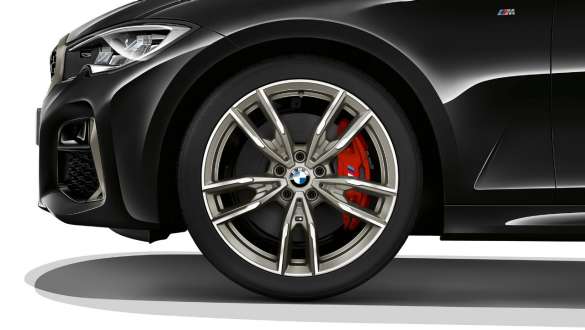 BMW M340i xDrive Sedaan G20 2020, 19-tollised M-kergmetallveljed 792 M Bicolour BMW M340i xDrive Sedaan G20 2020 19-tollised M-kergmetallveljed 792 M Bicolour, lähivaade veljele