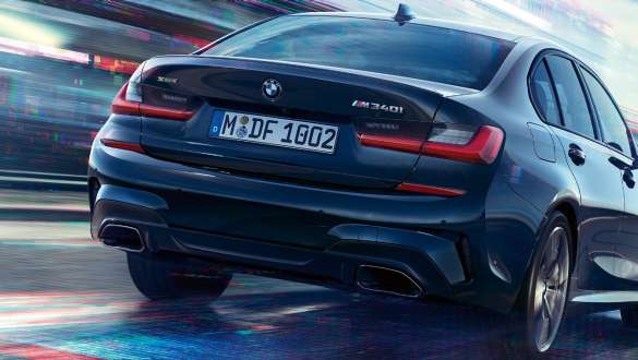 BMW M340i xDrive Sedaan G20 2020, M-sportdiferentsiaal BMW M340i xDrive Sedaan G20 2020 Sapphire Black metallik, tagantvaade, M-sportdiferentsiaal