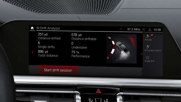 BMW M3 Sedaan G80 2020, M Drive Professional BMW M3 Sedaan G80 2020 salong, keskpaneeli ekraan, M Drive Professional