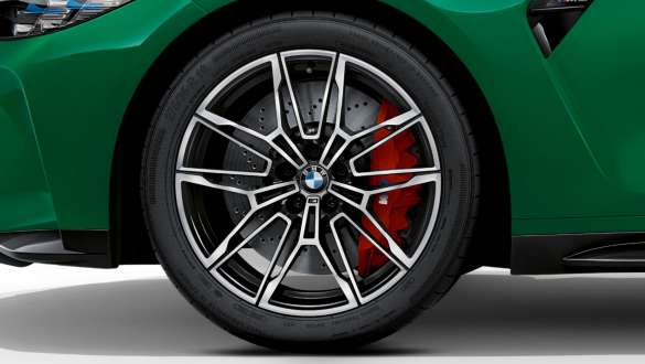 19- ja 20-tollised M-sepisveljed 825 M Bicolour Black, BMW M3 Sedaan G80 2020 BMW M3 Sedaan G80 2020, 19- ja 20-tollised M-sepisveljed 825 M Bicolour Black, lähivaade veljele