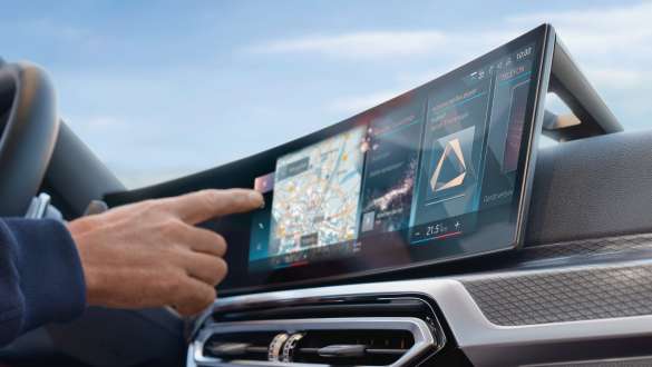 BMW kumerekraan BMW M340i xDrive ja M340d xDrive Touring G21, BMW kumerekraan