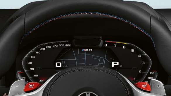 M-spetsiifiline armatuurlaud. BMW M8 Competition Cabrio M-spetsiifiline armatuurlaud.