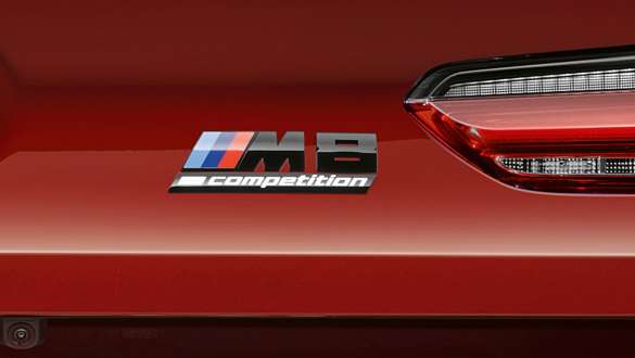 M8 Competitioni embleem. BMW M8 Competition Cabrio M8 Competitioni embleem.