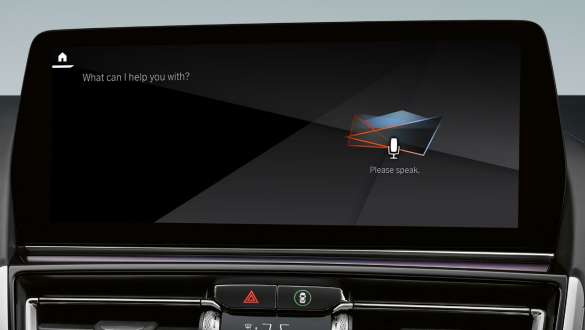 BMW 8. seeria Coupé M-mudelid F92 LCI Facelift 2022, BMW intelligentne isiklik assistent BMW 8. seeria Coupé M-mudelid F92 LCI Facelift 2022, keskpaneeli ekraan, BMW intelligentne isiklik assistent
