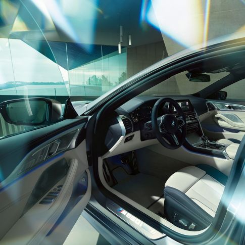 BMW M850i xDrive Gran Coupé, juhikoht BMW M850i xDrive Gran Coupé G16 2019, juhikoht