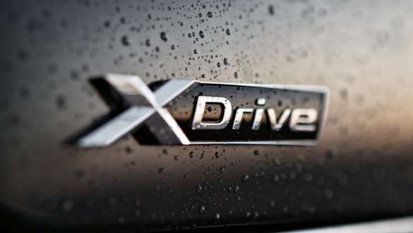 BMW X6 M50i xDrive’iga BMW X6 M50i intelligentne nelikveosüsteem xDrive