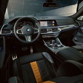 BMW X6 M Competitioni juhikoht BMW X6 M Competition F96 juhikoht, salong