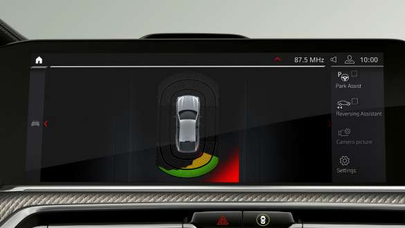 BMW X6 M-mudelid parkimisassistendiga Plus, F96 Parkimisassistent Plus, BMW X6 M-mudelid, F96 2020, maastur, salong