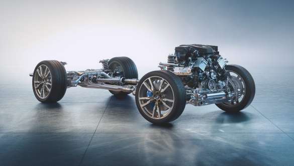 BMW X6 M50i ja M50d, kohanduv M-vedrustus, G06 BMW X6 M50i ja M50d, kohanduv M-vedrustus, G06 2018, maastur