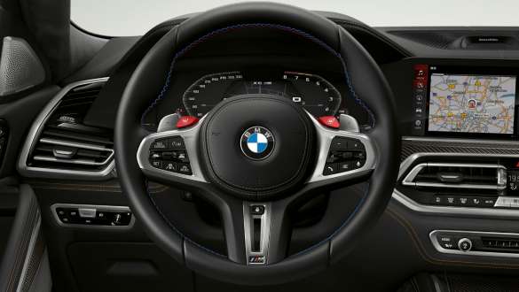 BMW X6 M Competition roolivõimendiga M Servotronic, F96 BMW X6 M Competition roolivõimendiga M Servotronic, F96 2020, maastur, juhikoht
