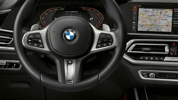 Steptronic-sportkäigukastiga BMW X7 M-mudel Steptronic-sportkäigukastiga BMW X7 M-mudel, G07, juhikoht