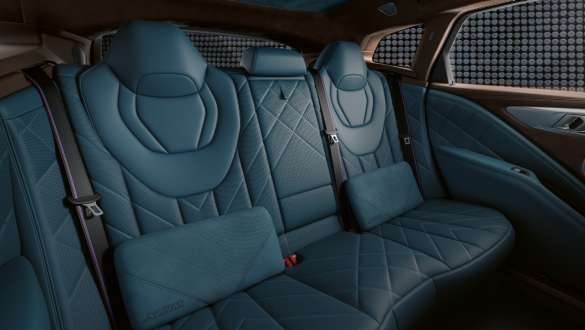 BMW XM G09, tagaistmed, M Lounge BMW XM G09, salong, tagaistmed, M Lounge