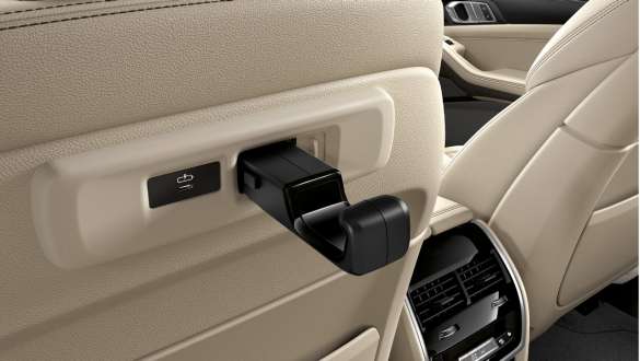 Must BMW universaalkonks, Travel & Comfort, BMW X5 G05 2018 Must BMW universaalkonks, Travel & Comfort, BMW X5 G05 2018, salong