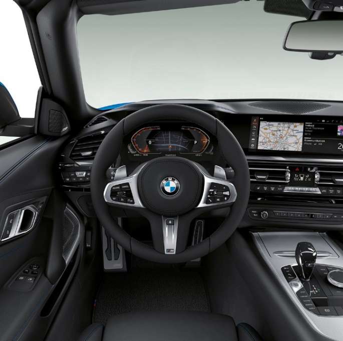 BMW Z4 Roadster M-sportmudel BMW Z4 Roadster M-sportmudel, rool ja juhikoht