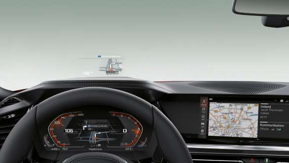 BMW Z4 Roadsteri juhikoht BMW Z4 Roadster koos rooliratta, Head-Up Display ja keskpaneeli ekraaniga