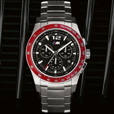 BMW M-i kell Chrono Metal Strap. See on BMW M-i kella Chrono Metal Strap tootepilt.