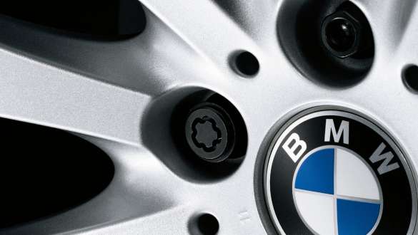 BMW rattapoltide lukustussüsteem BMW sügis-talvine lisavarustus BMW rattapoltide lukustussüsteem