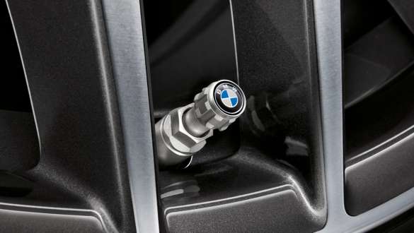 BMW logoga ventiilikorgid BMW sügis-talvine lisavarustus BMW logoga ventiilikorgid