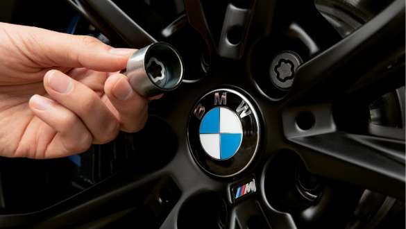 BMW rattapoltide lukustussüsteem BMW sügistalvine lisavarustus, BMW rattapoltide lukustussüsteem