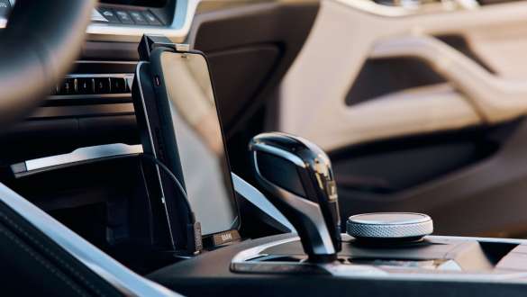 BMW universaalne juhtmevaba laadimisjaam BMW tarvikud kevadeks ja suveks, BMW universaalne juhtmevaba laadimisjaam