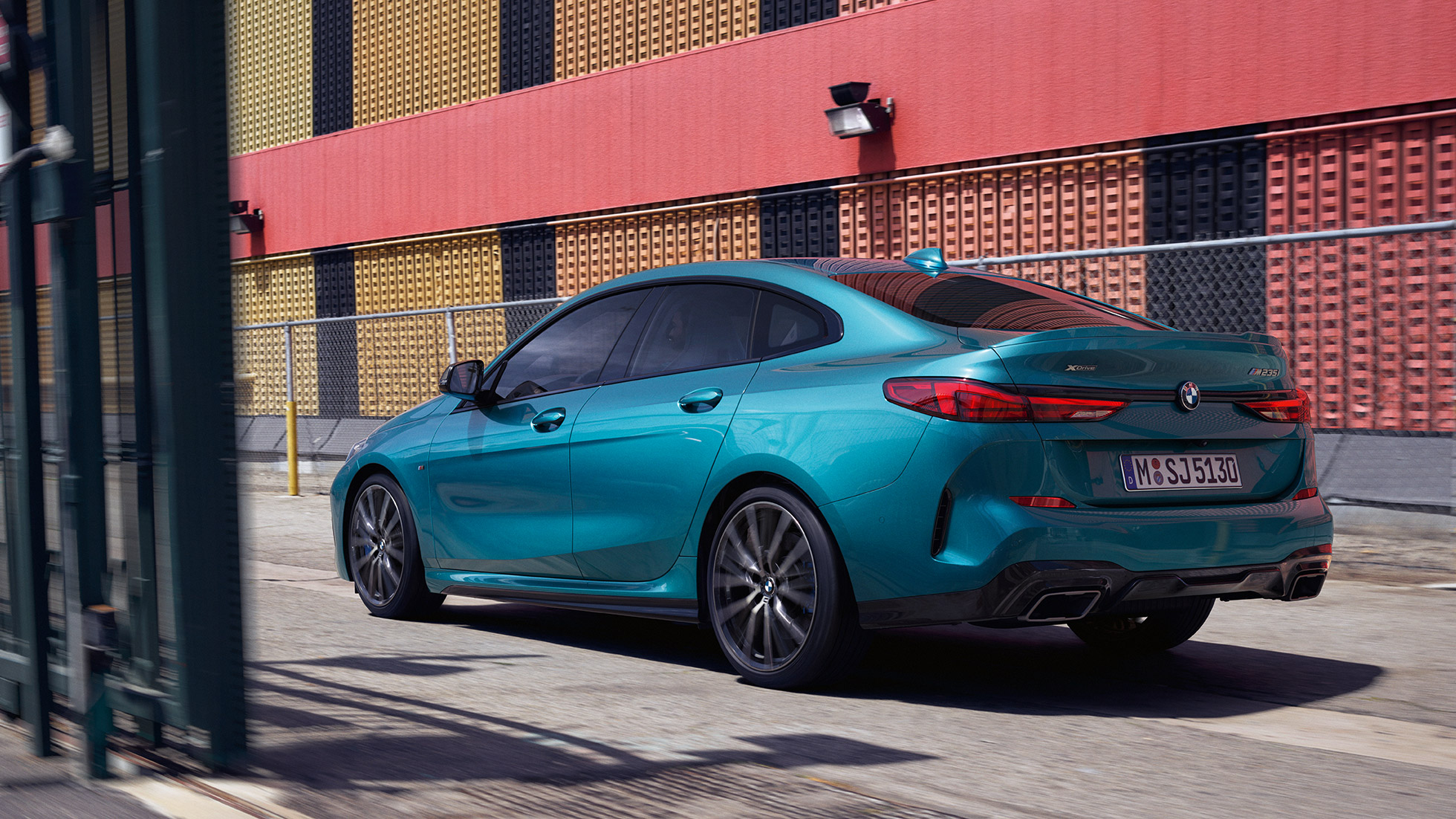 Video, BMW 2. seeria Gran Coupé Video, BMW 2. seeria Gran Coupé F44 Snapper Rocks Blue metallik välisilme
