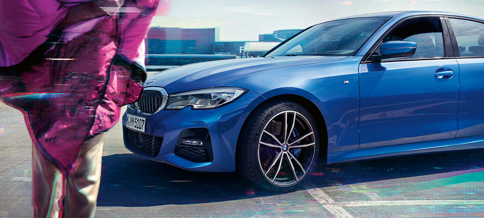 Juhiabi, ühenduvus, BMW 3. seeria Sedan BMW 3. seeria Sedan BMW 330i juhiabi, ühenduvus