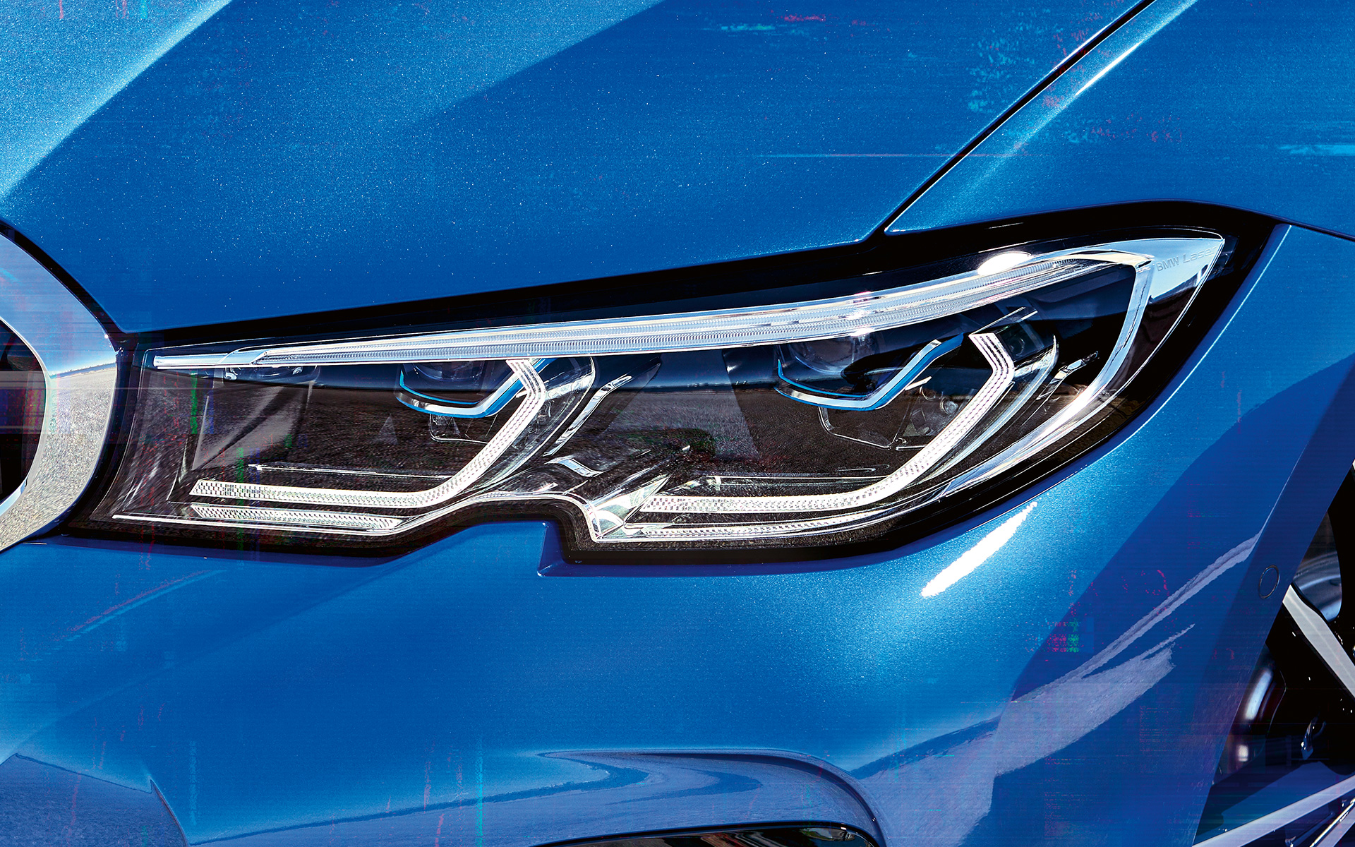 BMW 3. seeria Sedaan (G20), BMW Laserlight. BMW 3. seeria Sedaan (G20), BMW Laserlight. BMW Laserlight, parempoolse esitule lähivaade küljelt.