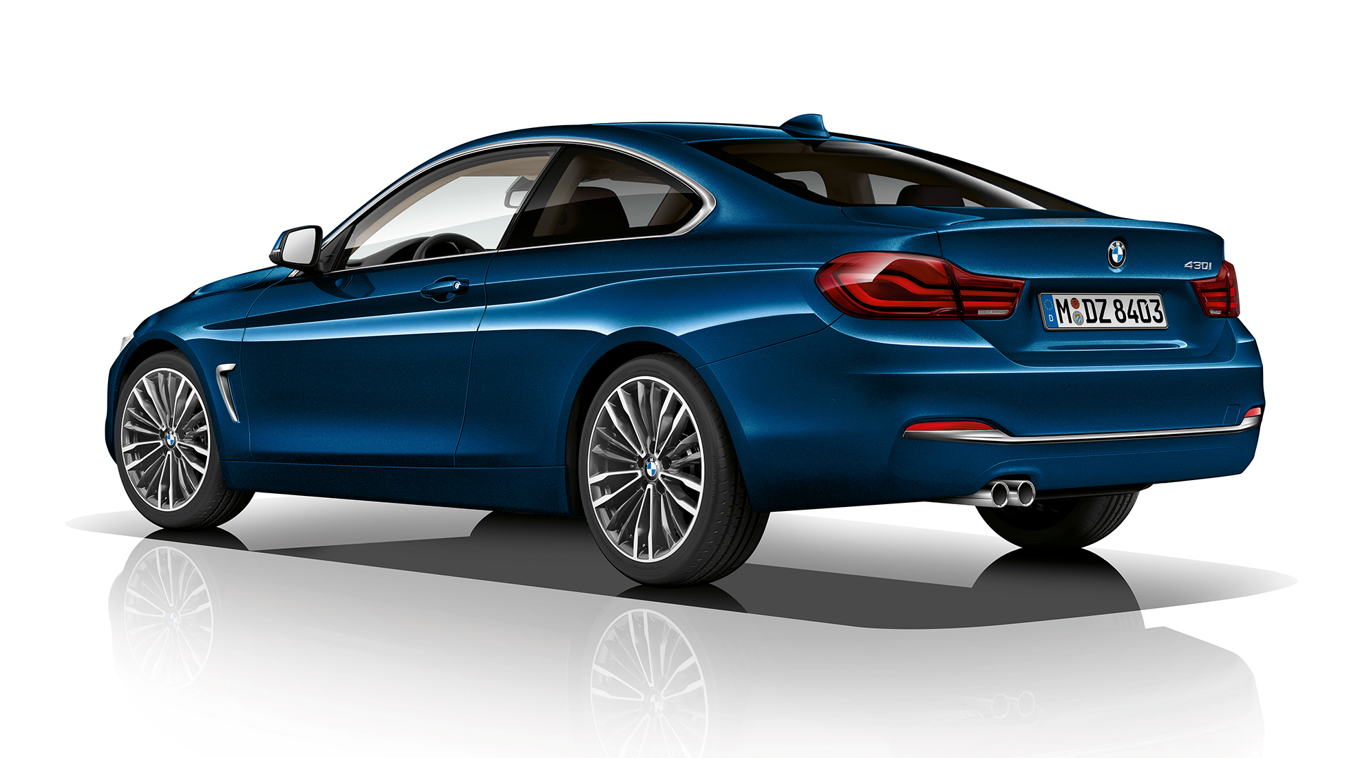 BMW 4. seeria Coupé, mudeli Luxury Line kolm neljandikku tagantvaade BMW 4. seeria Coupé, mudeli Luxury Line kolm neljandikku tagantvaade