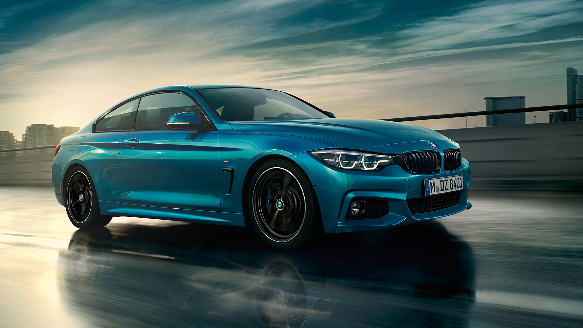 BMW 4. seeria Coupé, pilt külgvaates BMW 4. seeria Coupé, pilt külgvaates