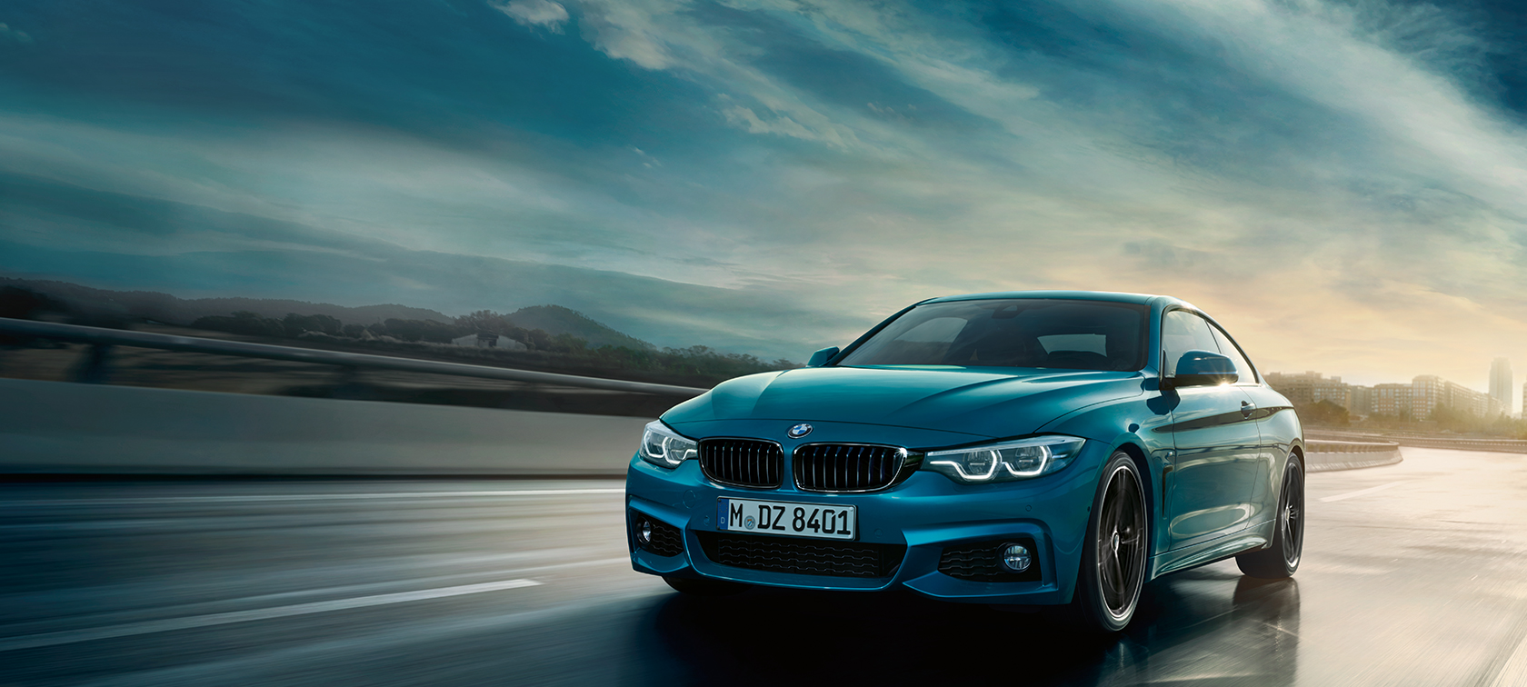 BMW 4. seeria Coupé pilt sõitmise ajal BMW 4. seeria Coupé pilt sõitmise ajal
