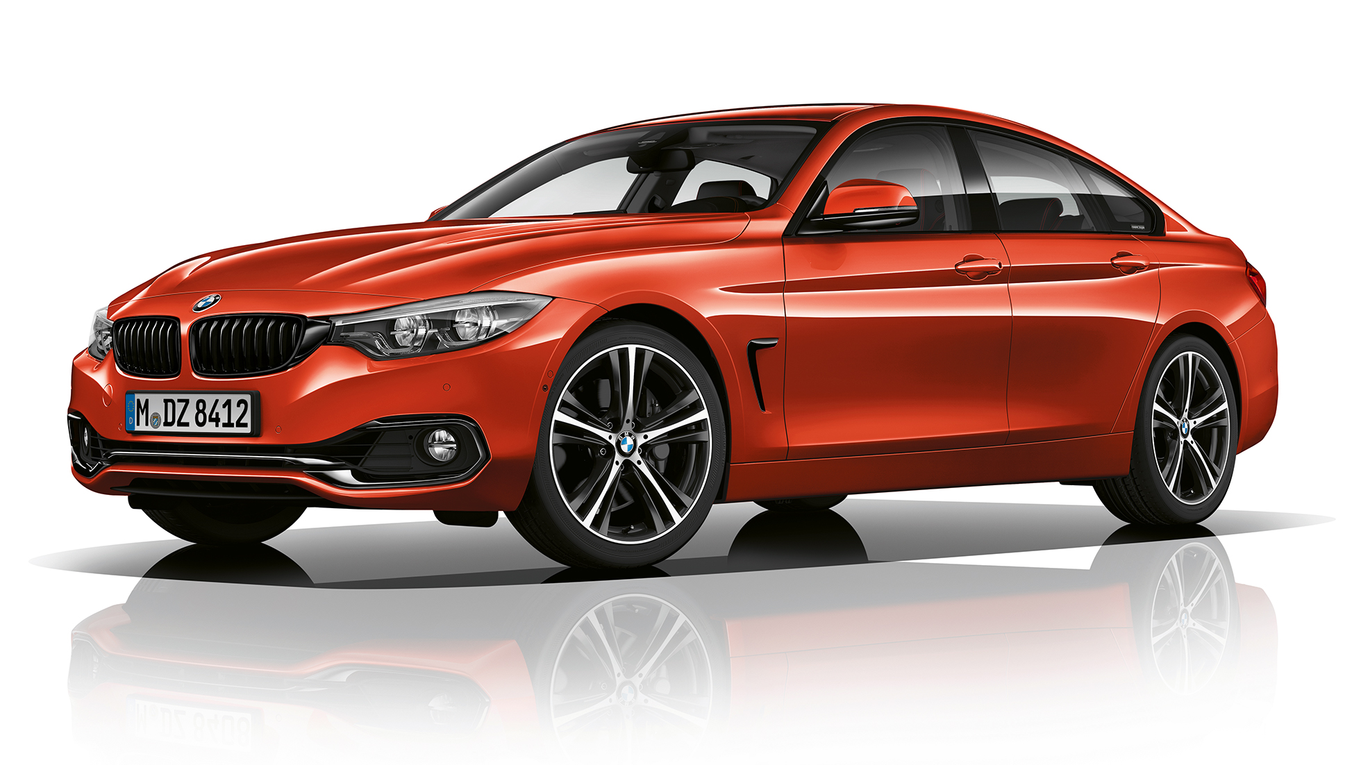 BMW 4. seeria Gran Coupé, mudeli Sport Line kolm neljandikku eestvaade BMW 4. seeria Gran Coupé, mudeli Sport Line kolm neljandikku eestvaade