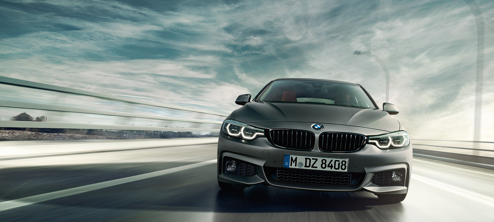 BMW 4. seeria Gran Coupé, pilt sõitmise ajal BMW 4. seeria Gran Coupé, pilt sõitmise ajal