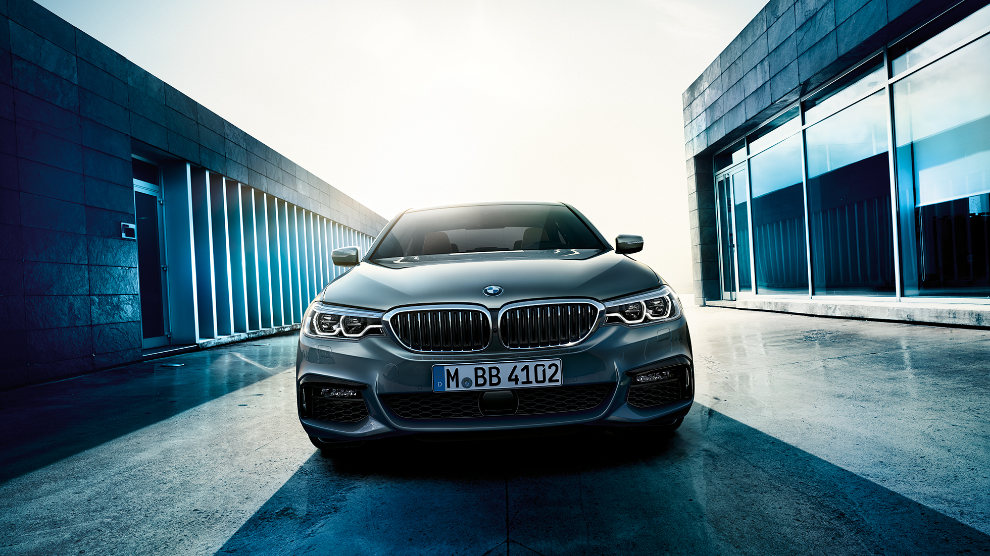 Välisilme, BMW 5. seeria Sedan Välisilme, BMW 5. seeria Sedani olulisemad omadused, 540i Sedan G30 toonis Bluestone metallik, eestvaade