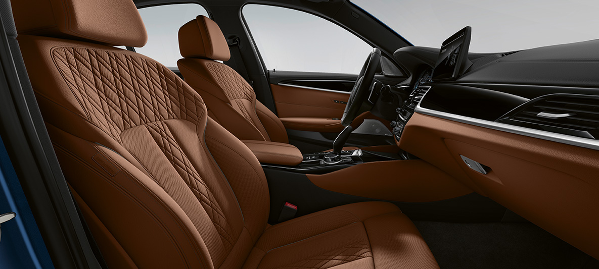 BMW 5. seeria Sedaan G30 Individual salong, täisnahk BMW 5. seeria Sedaan Individual G30 Facelift 2020 salong, juhikoht, täisnahk