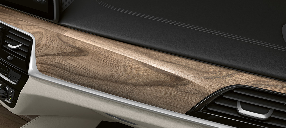 BMW 5. seeria Sedaan G30 Individuali salong, salongi dekoratiivliistud BMW 5. seeria Sedaan Individual G30 Facelift 2020 salong, juhikoht, salongi dekoratiivliistud