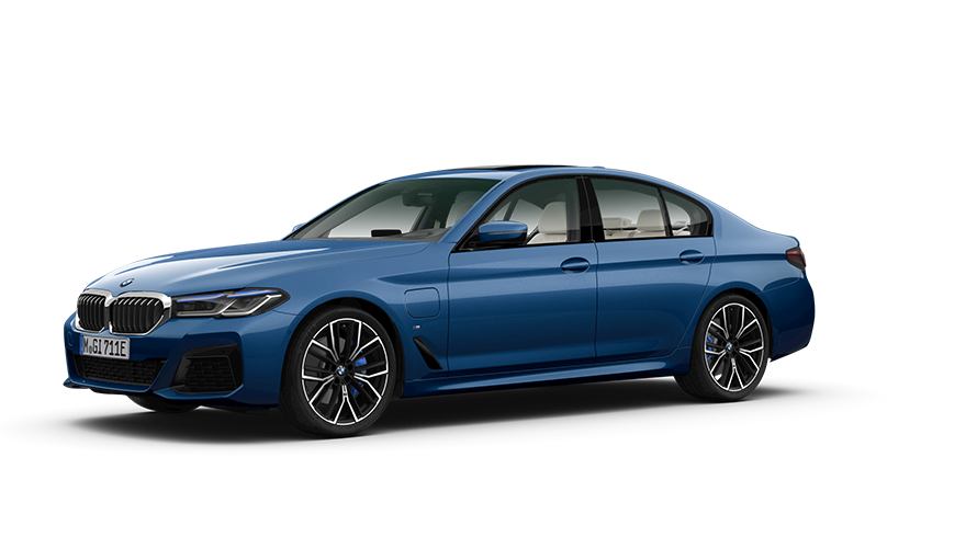 BMW 5. seeria Sedaan (G30), kolm neljandikku eestvaade seistes BMW 5. seeria Sedaan (G30), kolm neljandikku eestvaade seistes