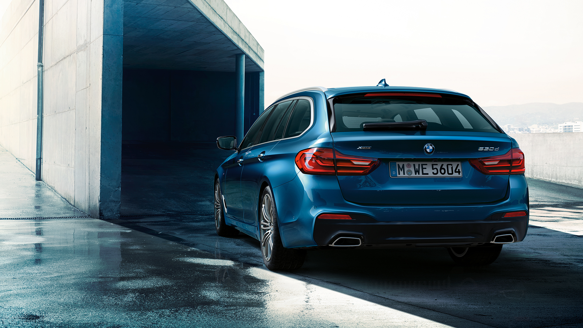 Tagaosa disain, BMW 5. seeria Touring BMW 5. seeria Touring, 530d xDrive Touring G31 toonis Mediterranean Blue metallik, 3/4 tagantvaade