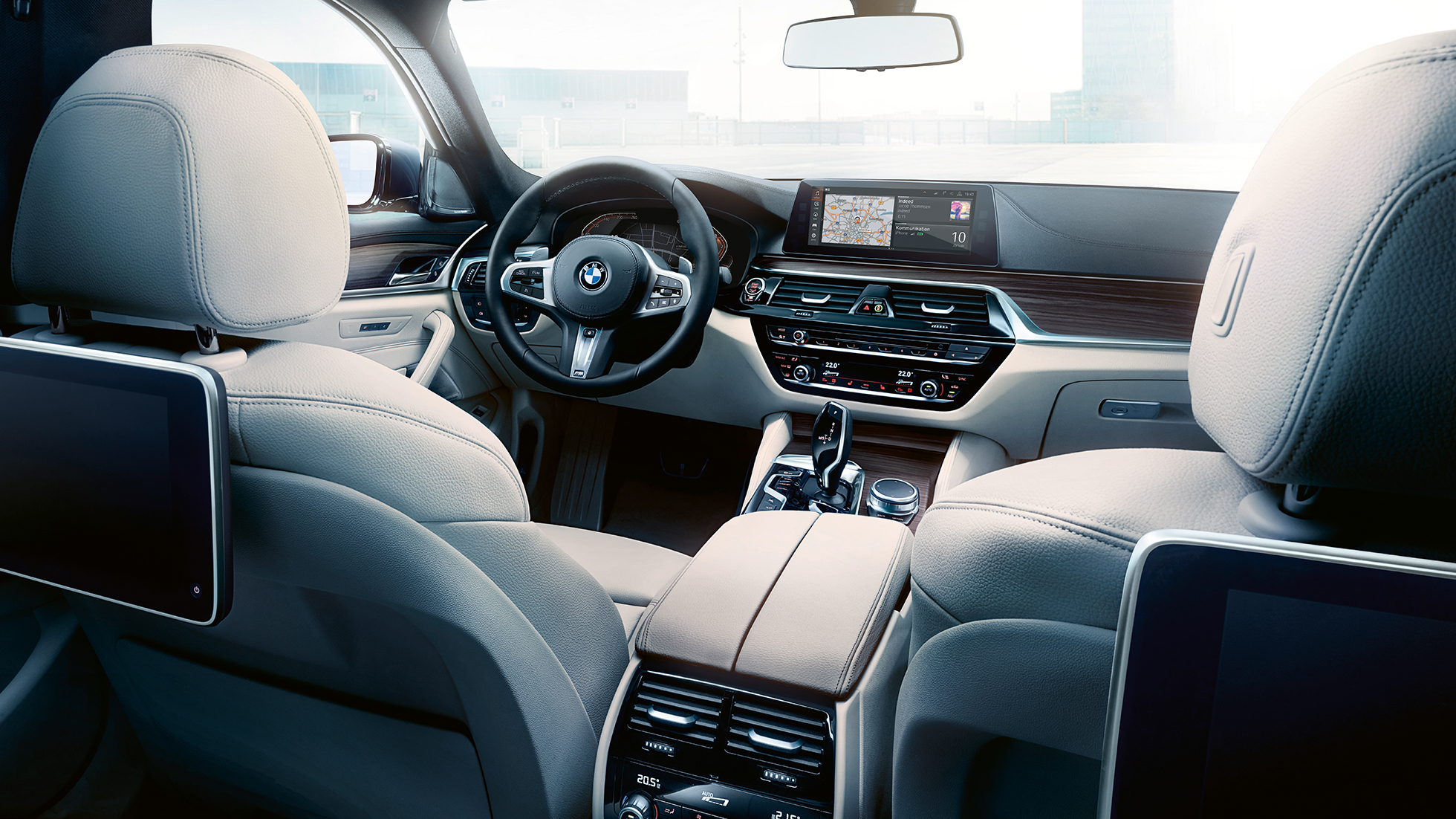 Juhikoha disain, BMW 5. seeria Touring BMW 5. seeria Touring, 530d xDrive Touring G31 toonis Mediterranean Blue metallik, juhikoht