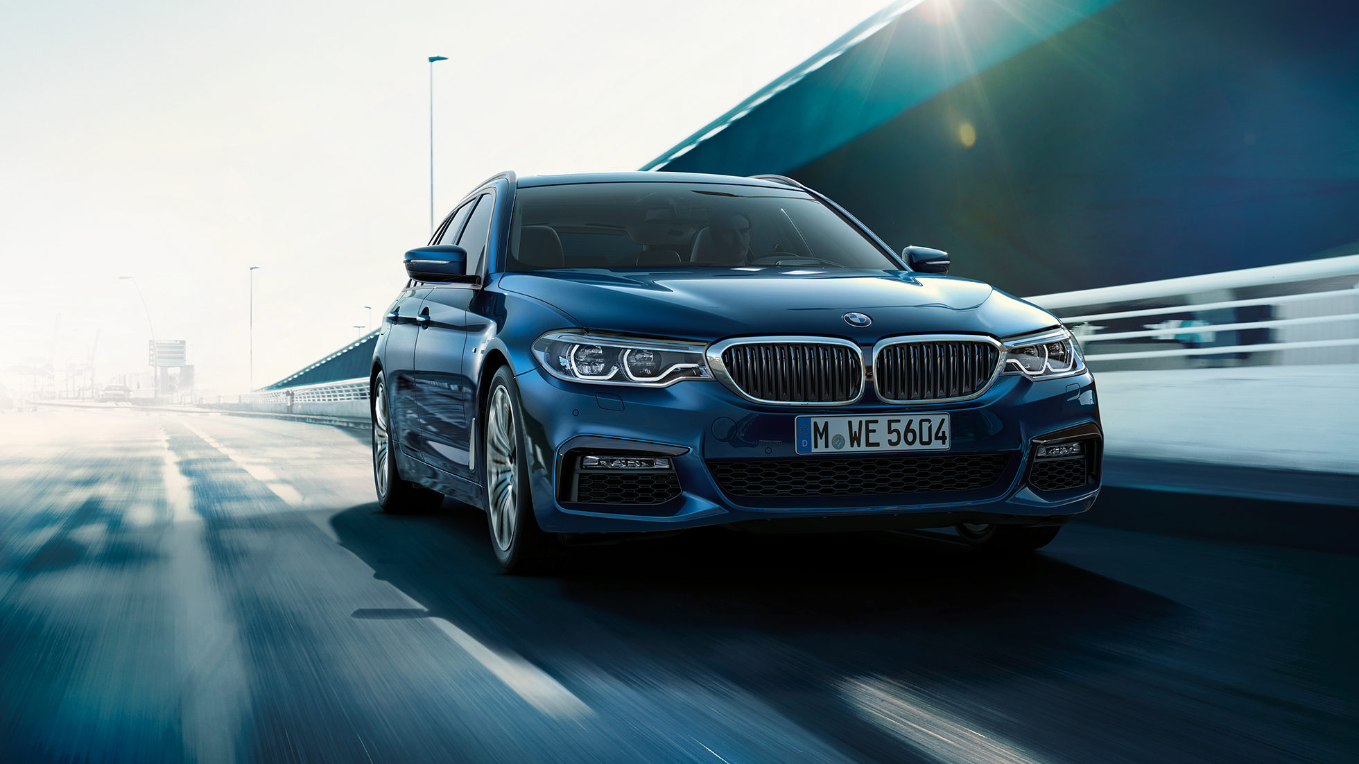 Sõidudünaamika, BMW 5. seeria Touring BMW 5. seeria Touring, sõidudünaamika, olulisemad omadused, 530d xDrive Touring G31 toonis Mediterranean Blue metallik, 3/4 eestvaade