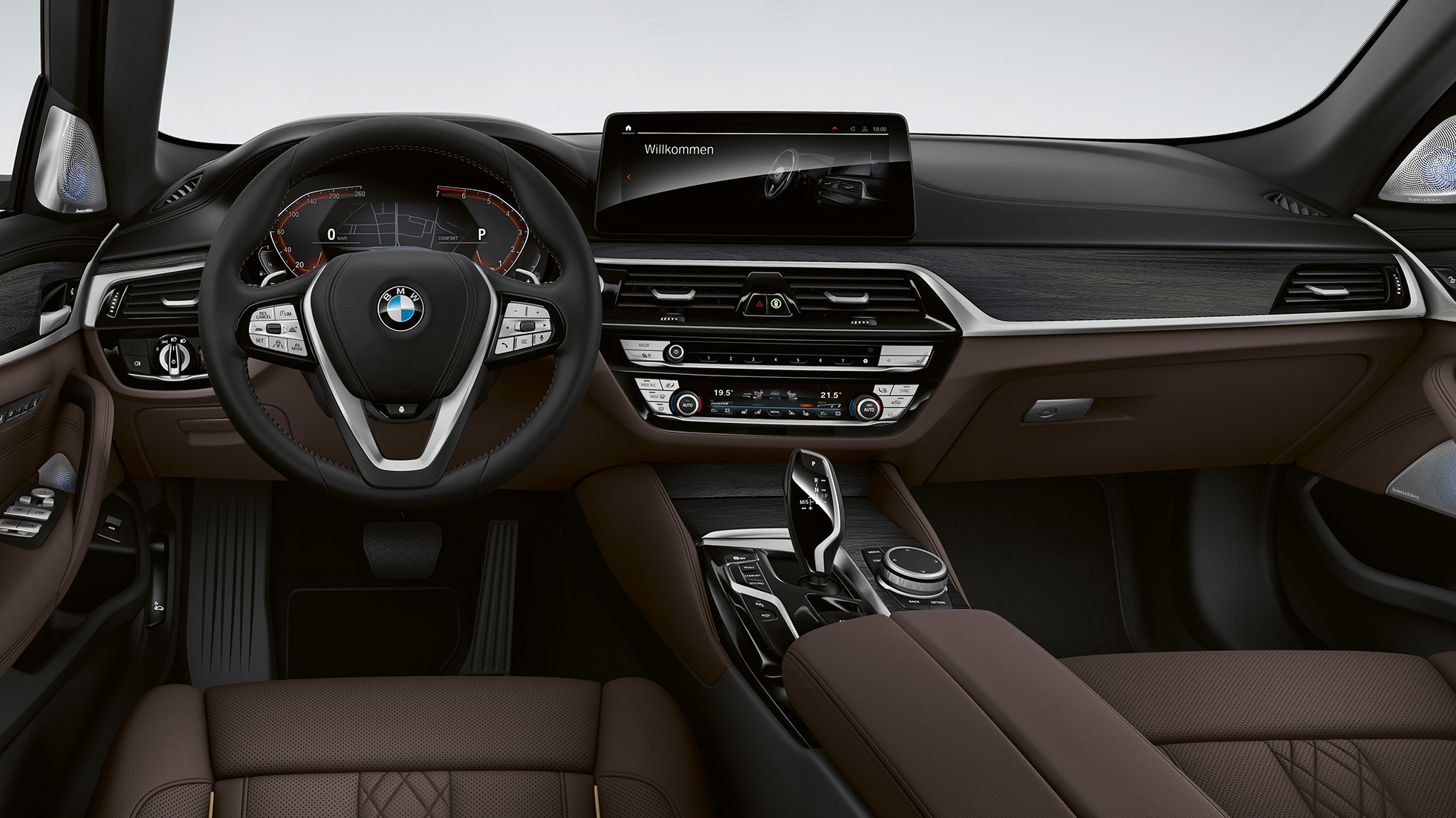 BMW 5. seeria Touring G31 Luxury Line, juhikoht BMW 5. seeria Touring 530i G31 2020, Luxury Line, salong, eksklusiivne nahksisu „Nappa“ Mokka, eksklusiivõmblused kontrastääristega, juhikoht