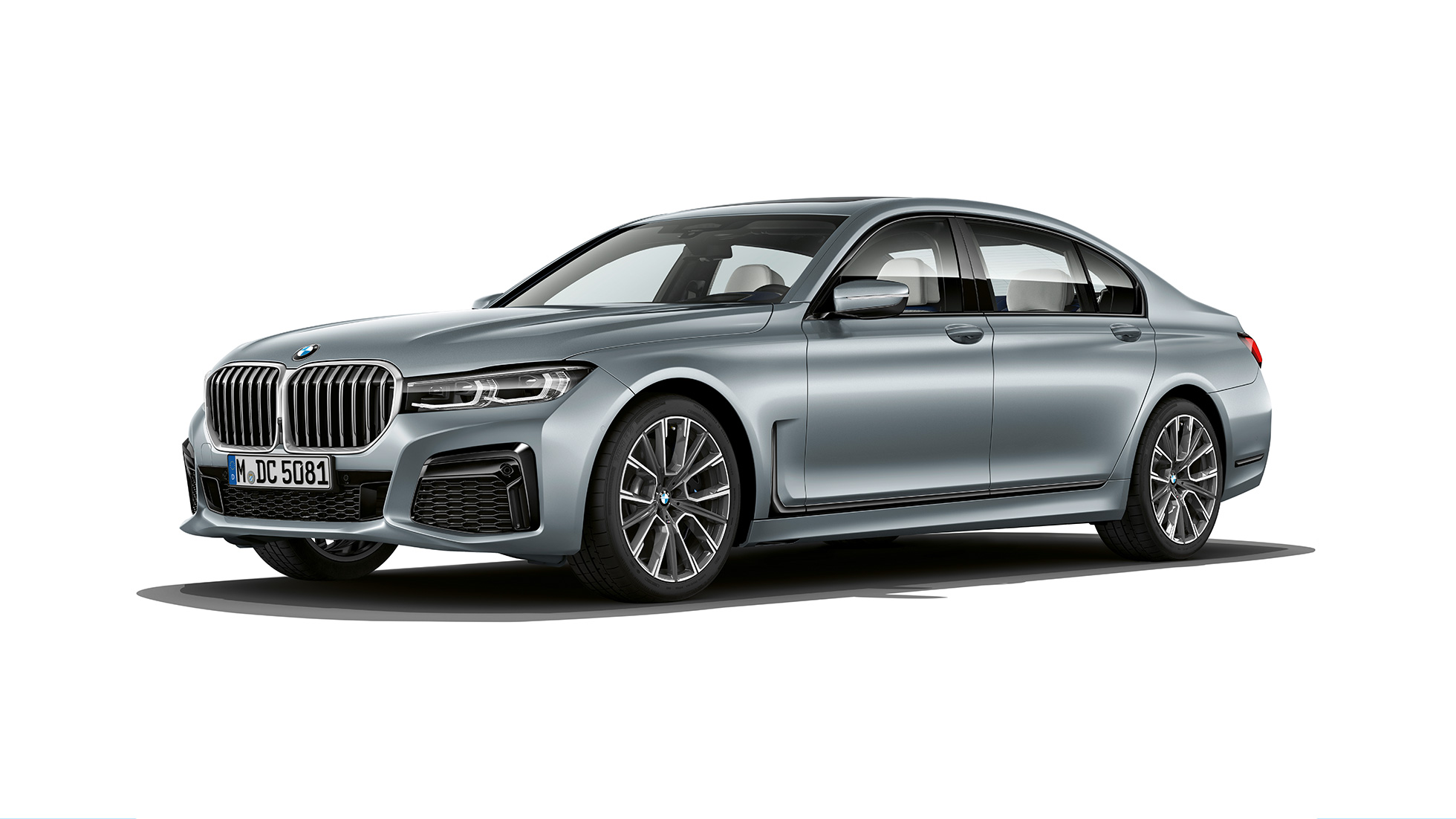 BMW 7. seeria sedaan, M-sportpakett, 3/4 eestvaates BMW 7. seeria sedaan, M-sportpakett, 3/4 eestvaates