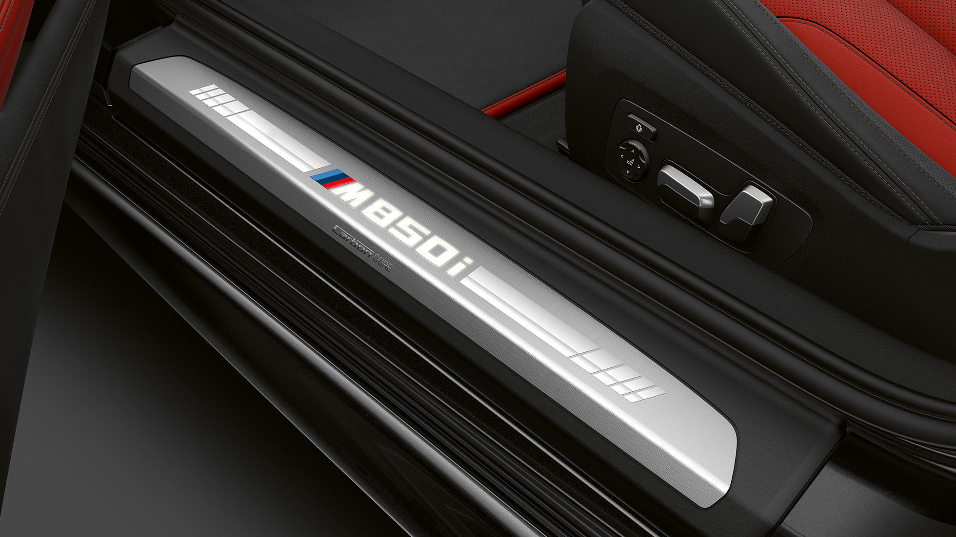 BMW M850i xDrive, Carbon Black metallik, ukselävend. BMW M850i xDrive, Carbon Black metallik, ukselävend.