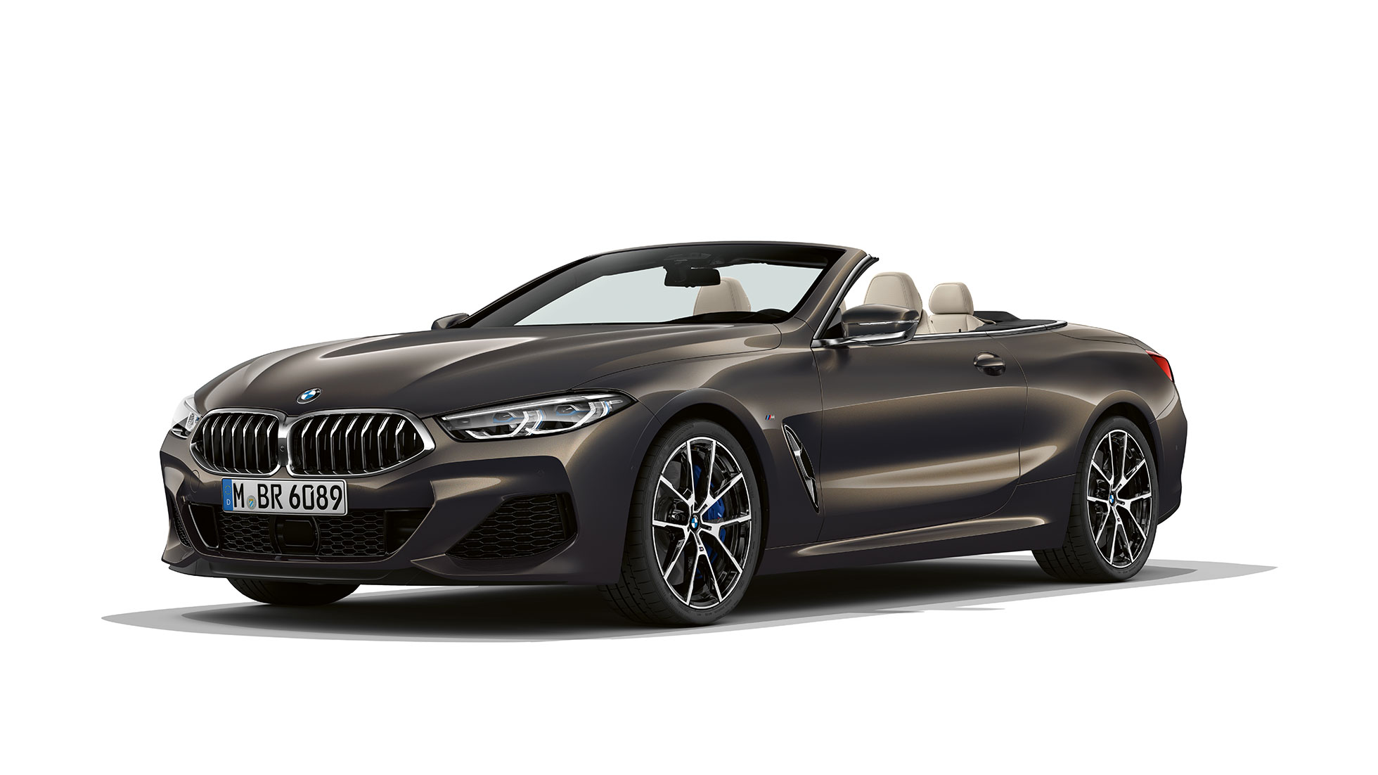 BMW M850i xDrive, Dravit Grey metallik, kolm-neljandikku eestvaade. BMW M850i xDrive, Dravit Grey metallik, kolm-neljandikku eestvaade.