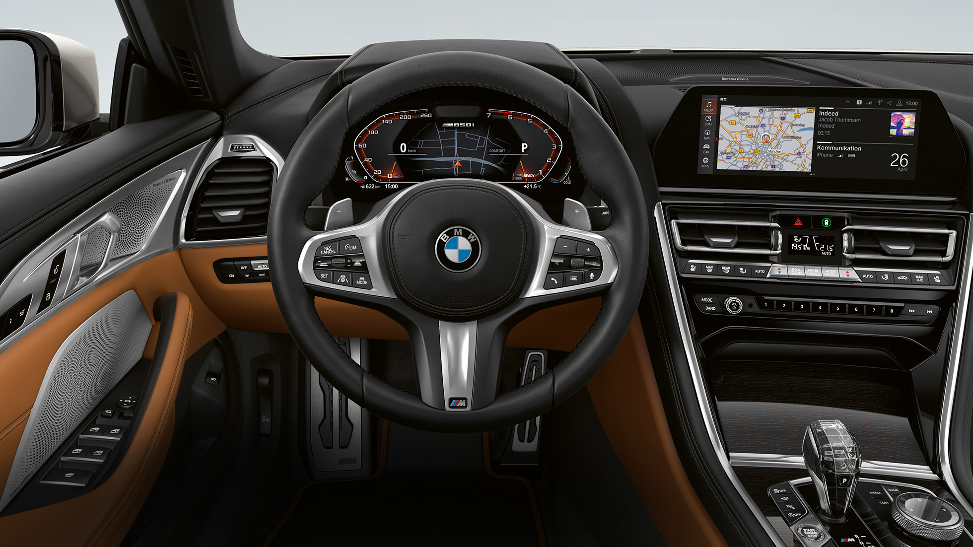 BMW M850i xDrive, nahkkattega multifunktsionaalne M-rool käiguvahetuse labadega. BMW M850i xDrive, nahkkattega multifunktsionaalne M-rool käiguvahetuse labadega.