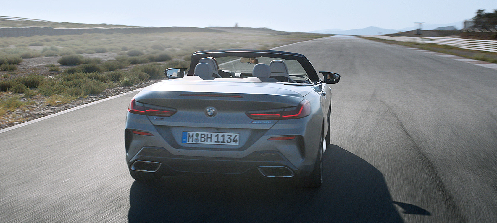 BMW 8. seeria Cabrio G14 LCI Facelift 2022 sõidudünaamika videos BMW 8. seeria Cabrio G14 LCI Facelift 2022 sõidudünaamika videos