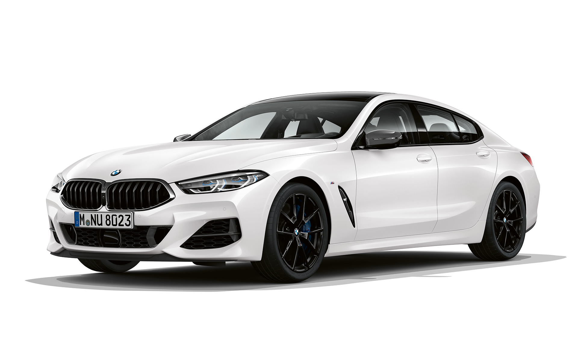 Pure Contrasti kolm neljandikku eestvaade BMW 8. seeria Gran Coupé, Pure Contrasti kolm neljandikku eestvaade